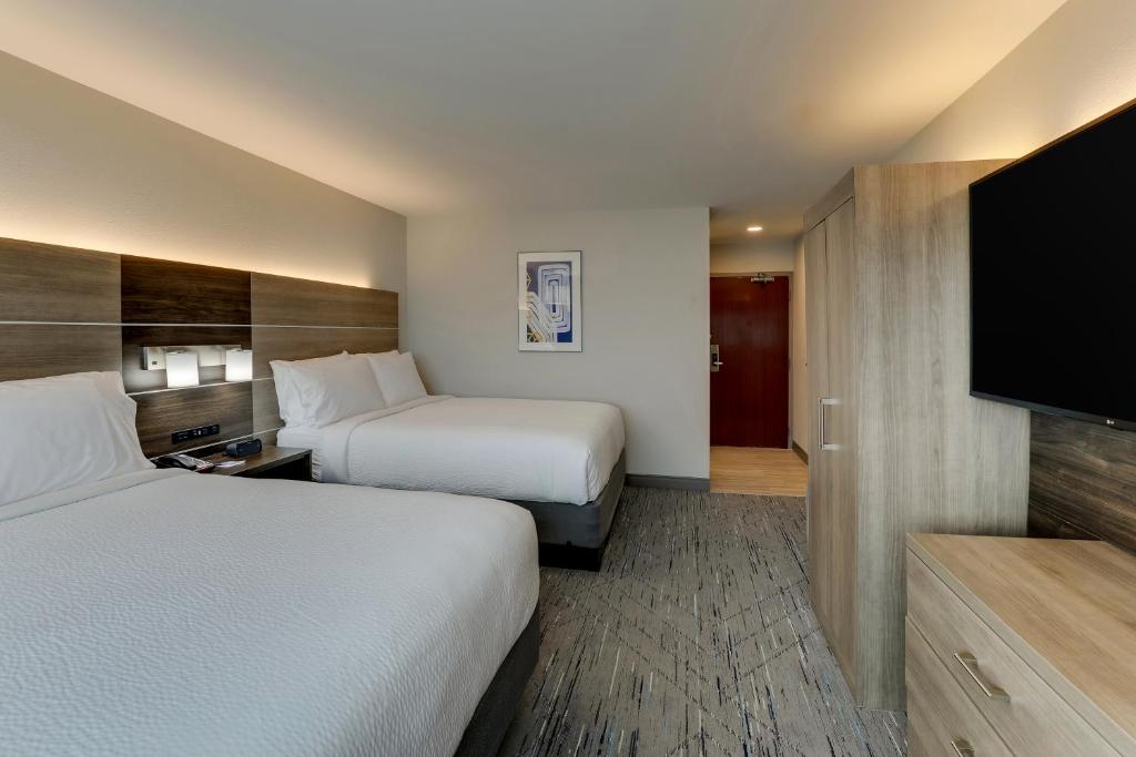 Holiday Inn Express Kenner - New Orleans Airport, an IHG Hotel photo 1