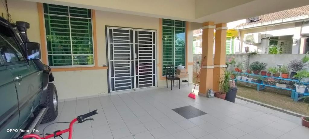 Homestay Indera kayangan photo 1