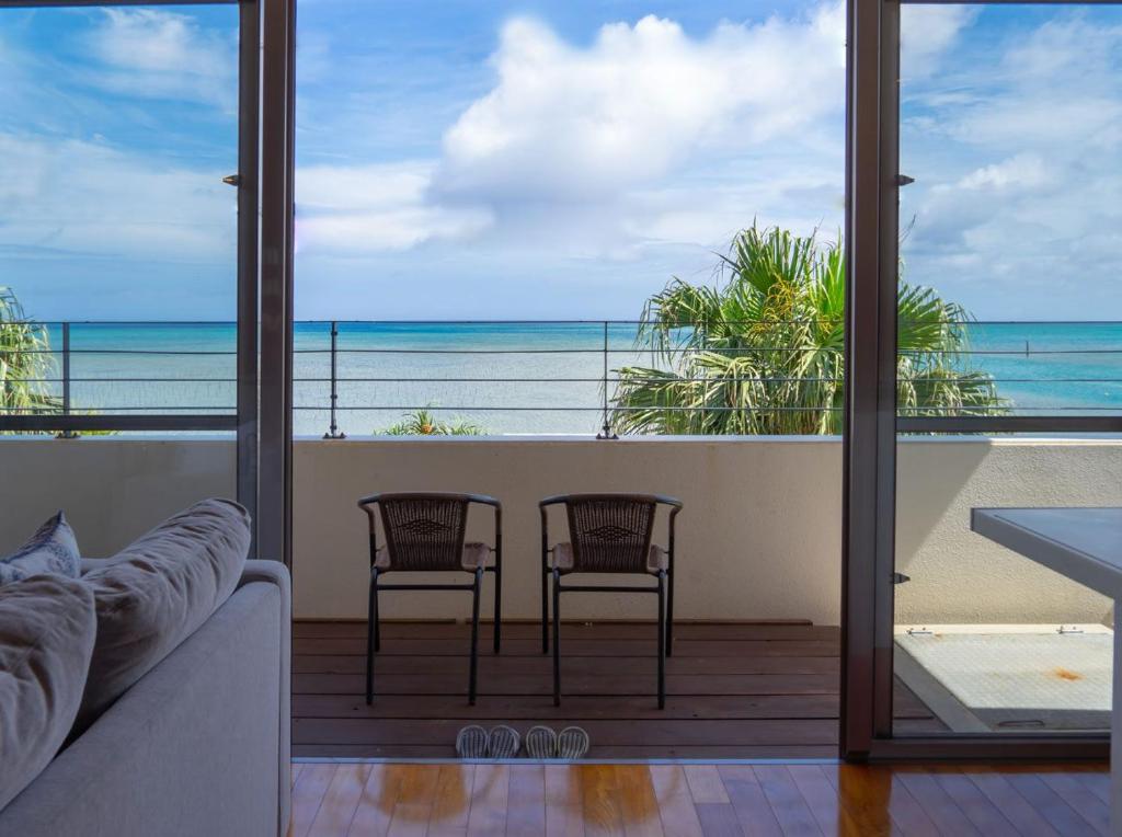 Ocean Front Condo BLUE POINT OKINAWA photo 2