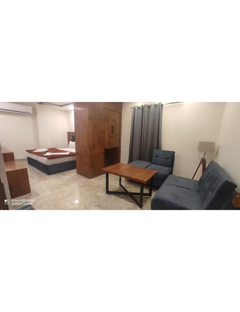 Hotel Crystal, Ganganagar photo 4