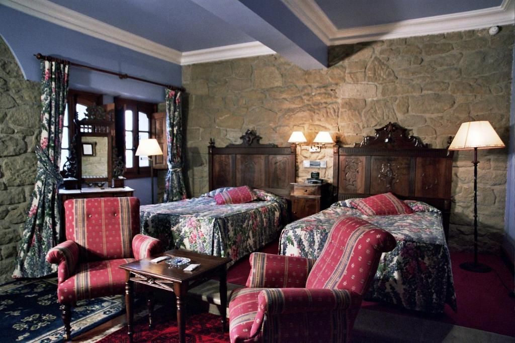 Hotel Castillo El Collado photo 1