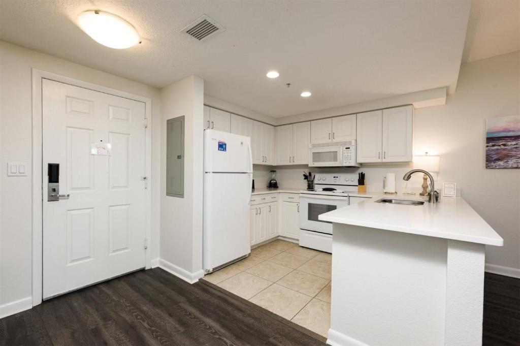 Unit 2320 Ocean Walk - 2 Bedroom Ocean View photo 3