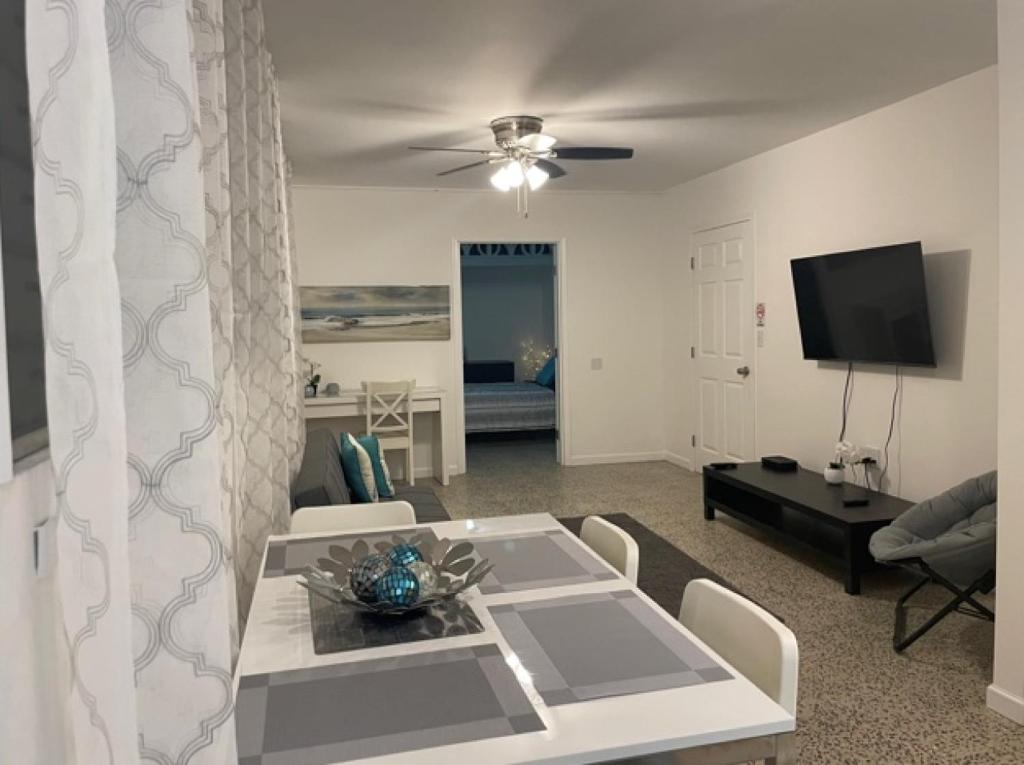 Casa del Sol -Unit B photo 1