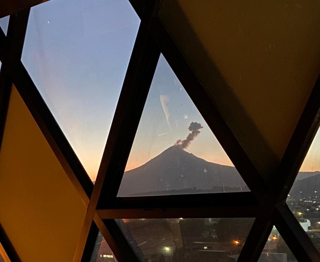 Loft industrial vista a los volcanes photo 4