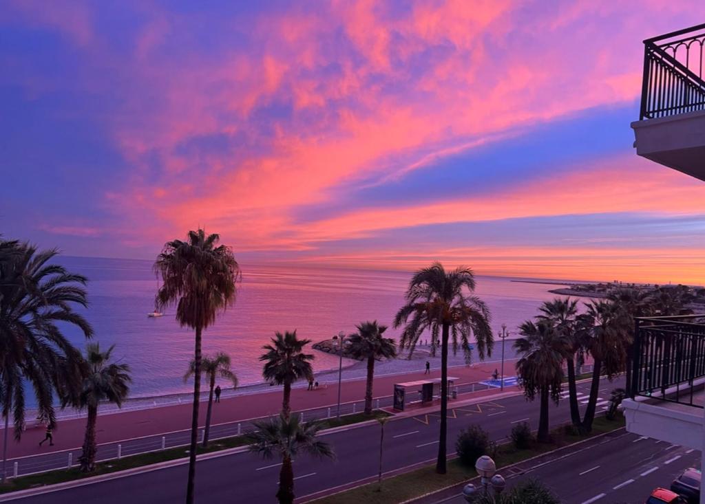 Appartements de Luxe Promenade des Anglais First line photo 4