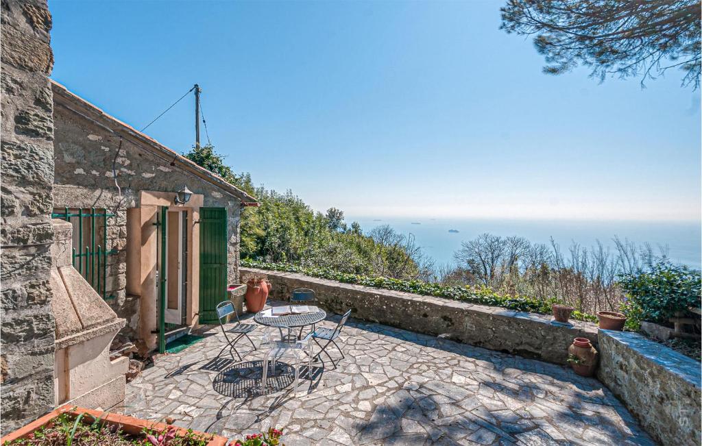 Stunning Home In La Spezia With 4 Bedrooms And Wifi