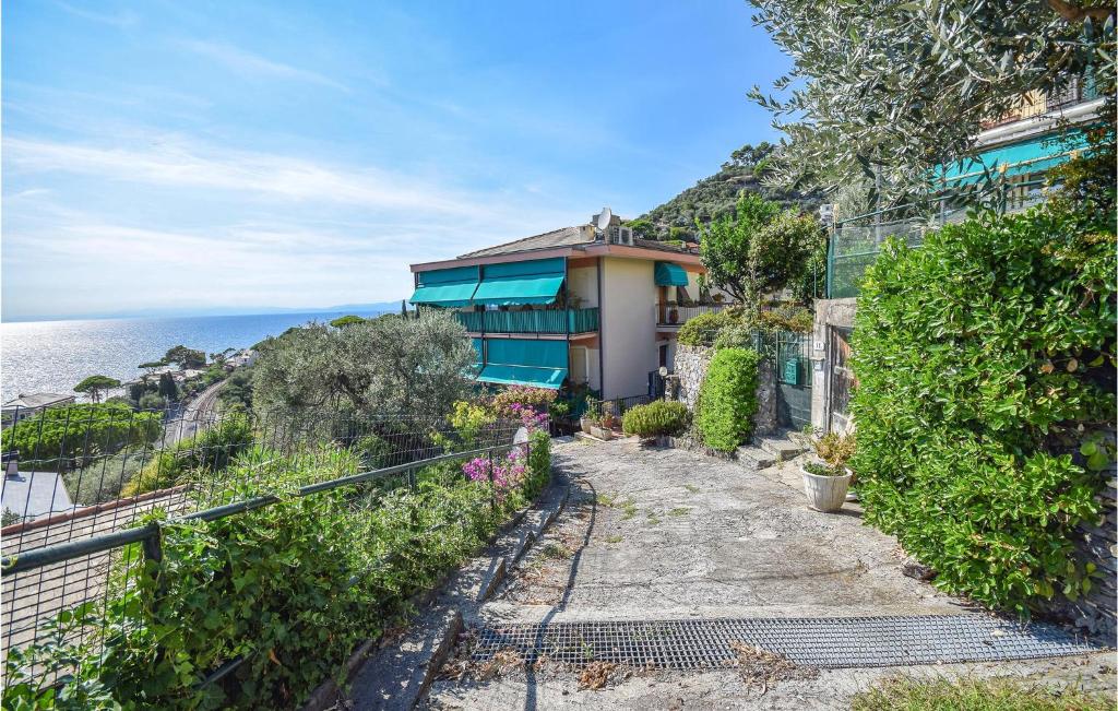 Beautiful Apartment In Recco With Jacuzzi, 2 Bedrooms And Wifi photo 1