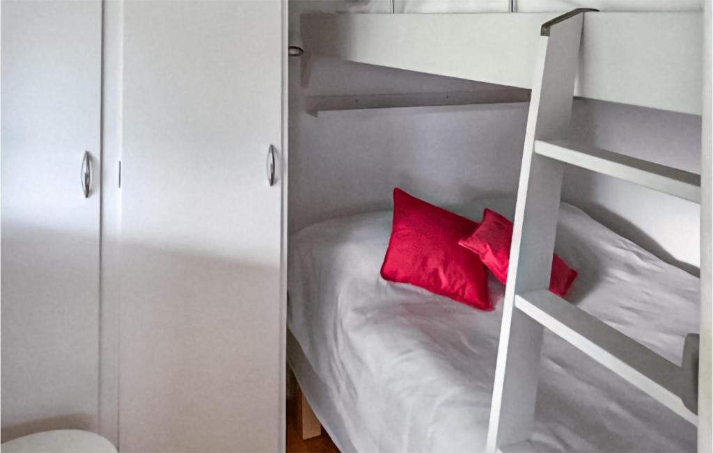 Nice Home In Skummeslvsstrand With 2 Bedrooms photo 4
