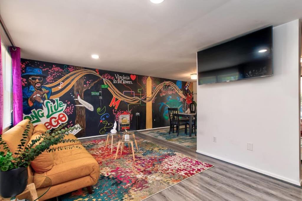 The DMV Creative Home photo 3