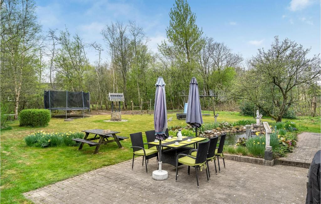 Amazing Home In Oksbl With Wifi And 3 Bedrooms photo 1