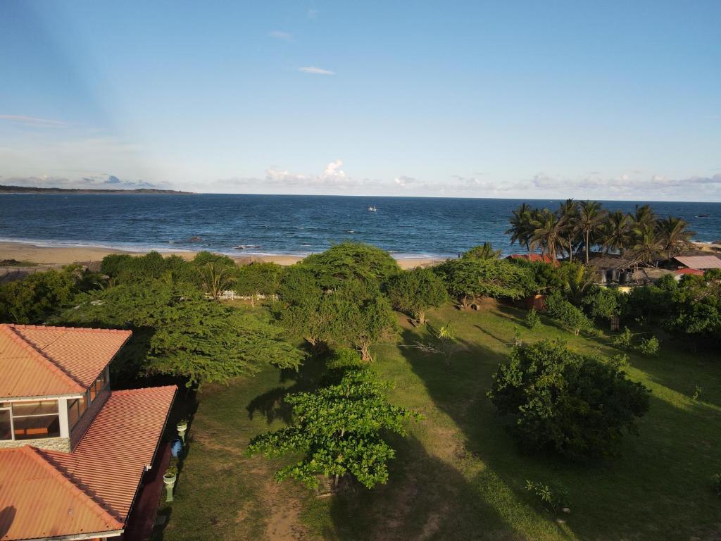 Kirinda Beach Front Hotel photo 2