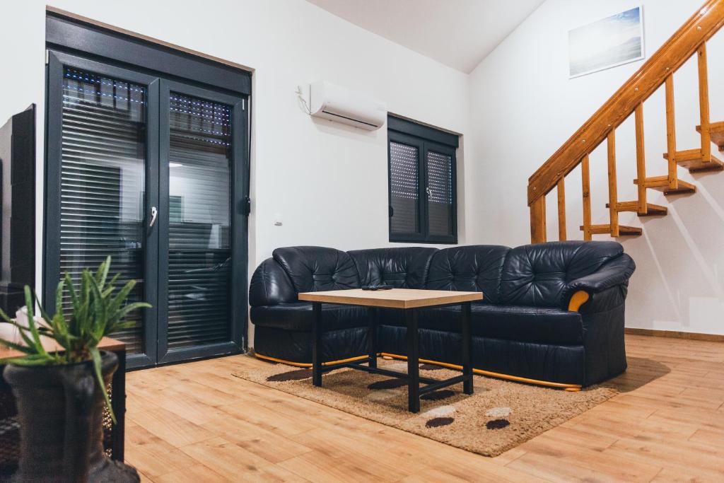Backspace Apartments photo 2