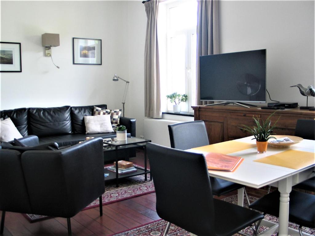 Le Baron Apartments photo 3