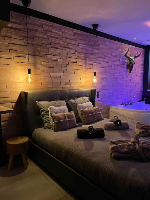Sweet love rustic/chic