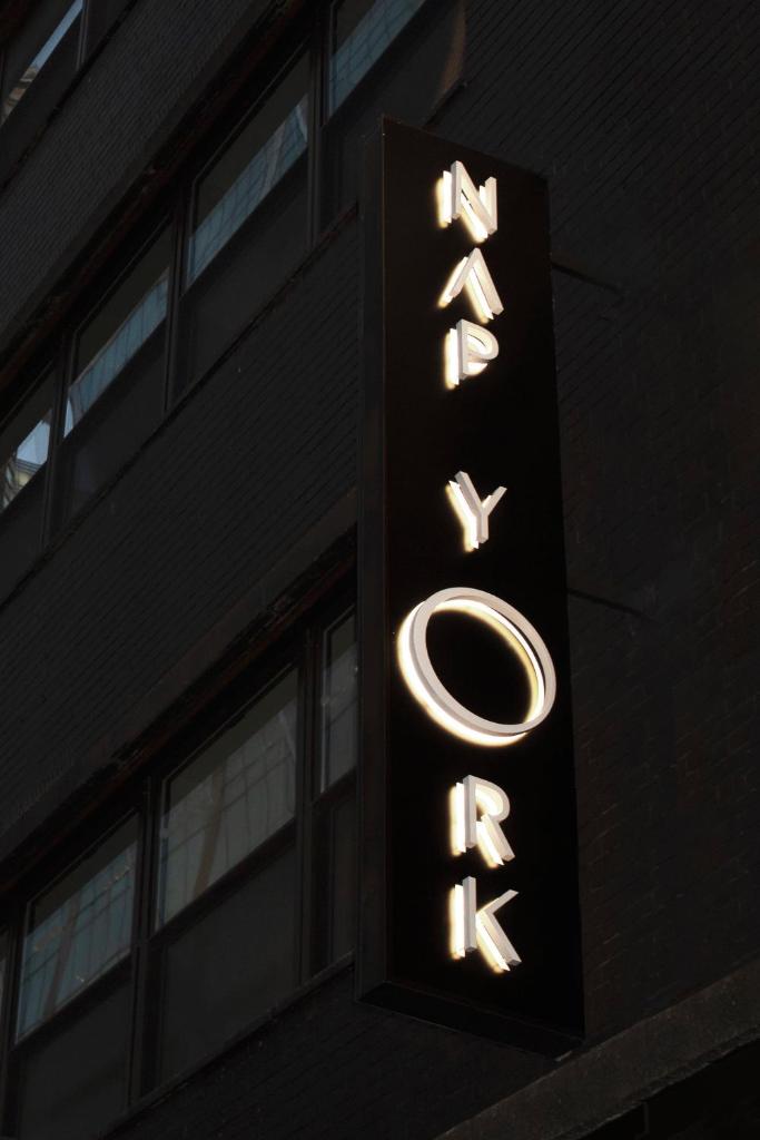 Nap York Central Park Sleep Station image