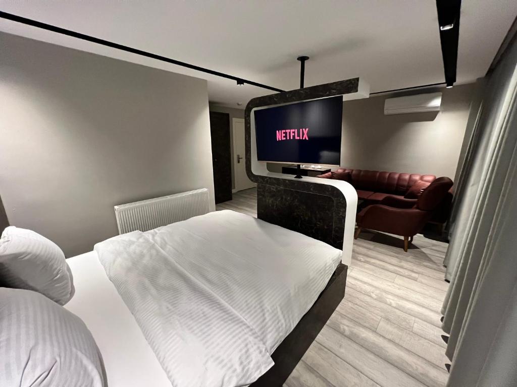 BALA HOTEL photo 1