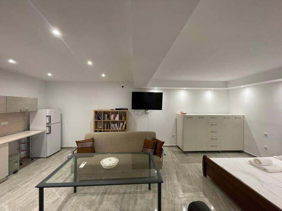 EmilyApartments photo 4