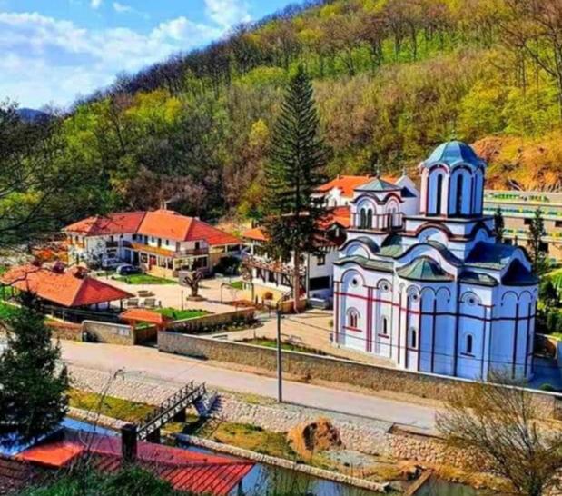 SOBE KOD TETA MILKE photo 2