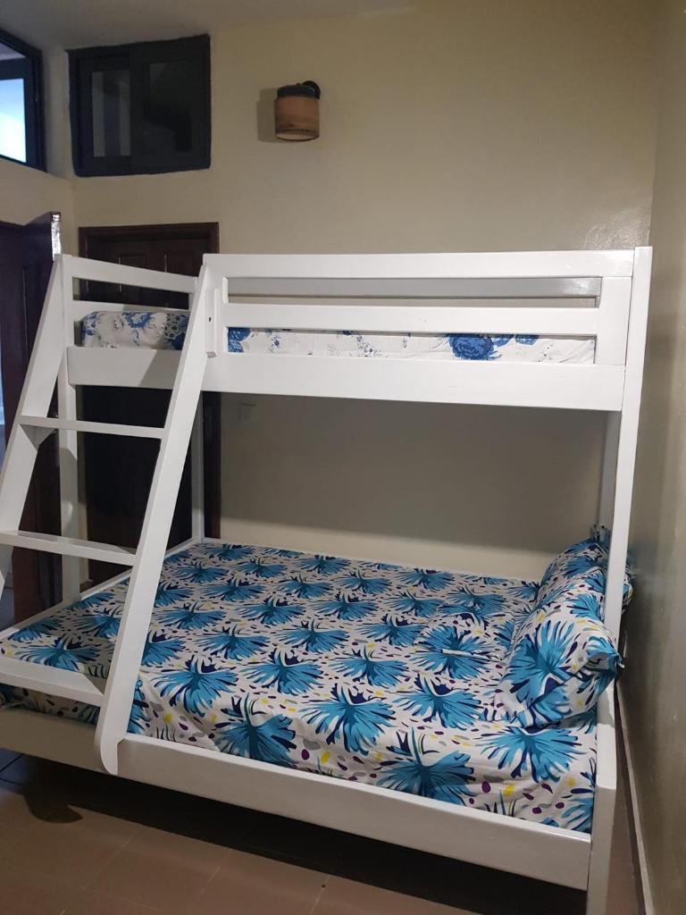 Bel appartement au centre ville de calavi BENIN photo 2