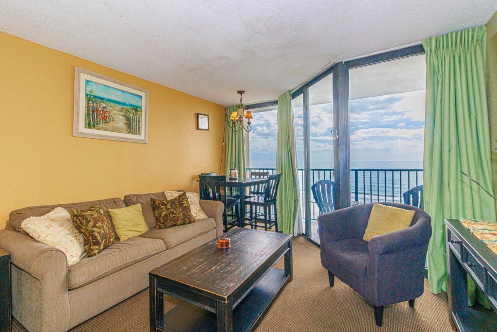 Oceanfront 1 bedroom Sand Dunes 2626 Sleeps 6 image