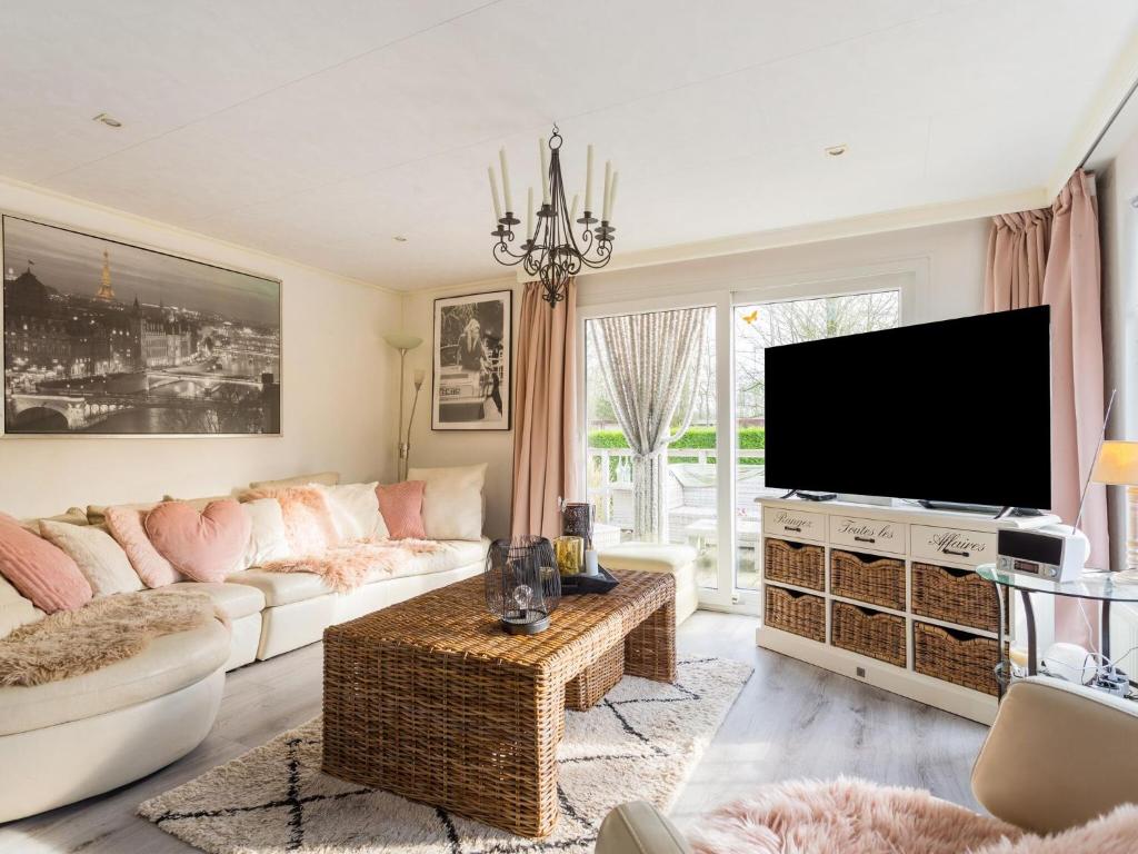 Lovely chalet in Hoek with terrace photo 1