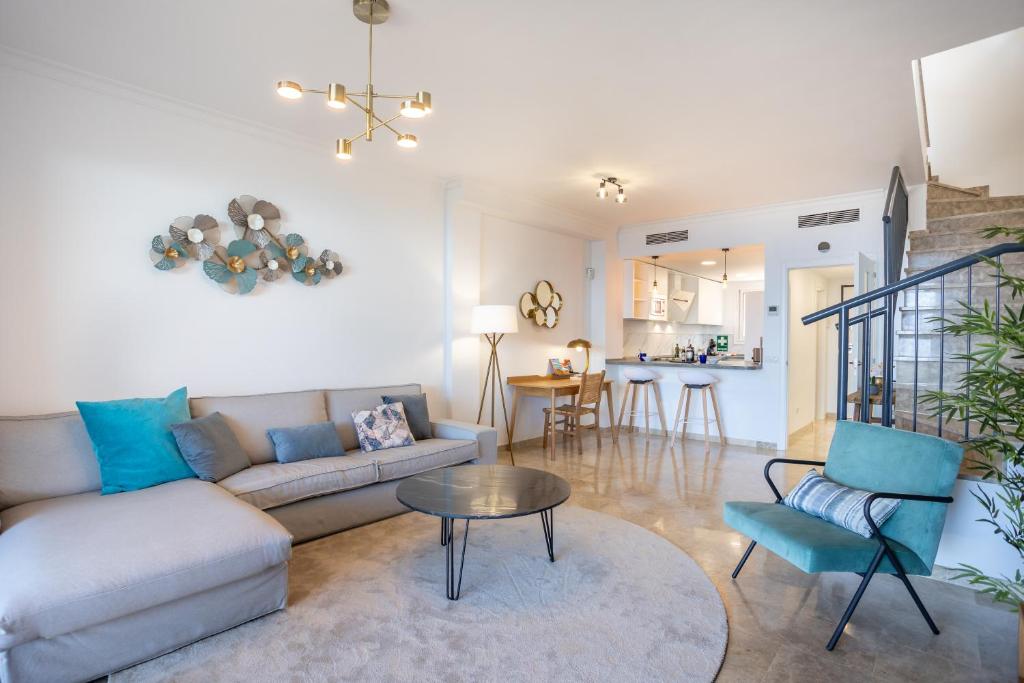 Home2Book Sea View & Design Duplex Los Gigantes - Tap to explore photos