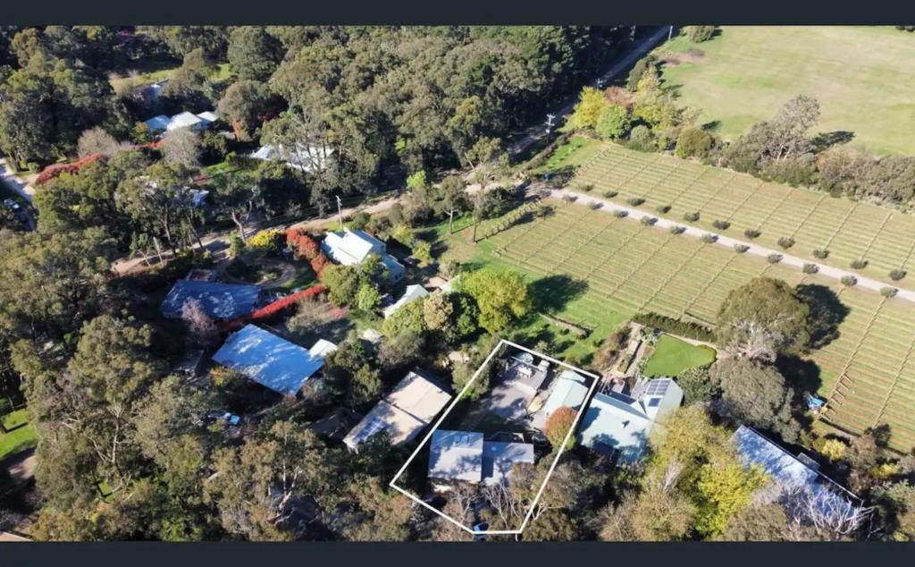 Red Hill Lane 5BedroomVineyard&RuralValleyViews photo 4
