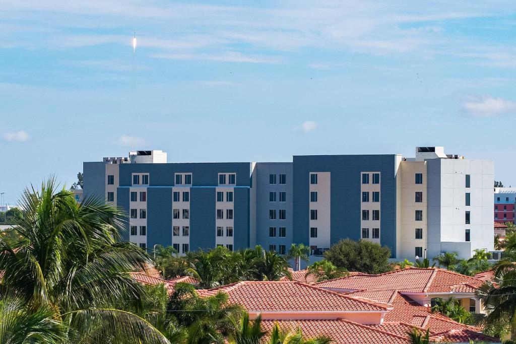 SpringHill Suites by Marriott Cape Canaveral Cocoa Beach photo 2
