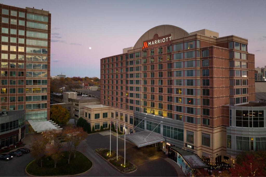 Nashville Marriott at Vanderbilt University image