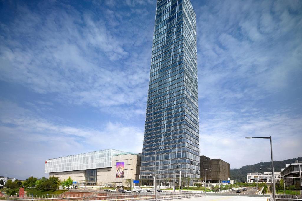 Hotel Onoma Daejeon, Autograph Collection photo 1