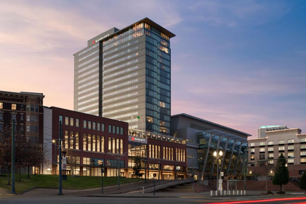 Marriott Tacoma Downtown photo 1