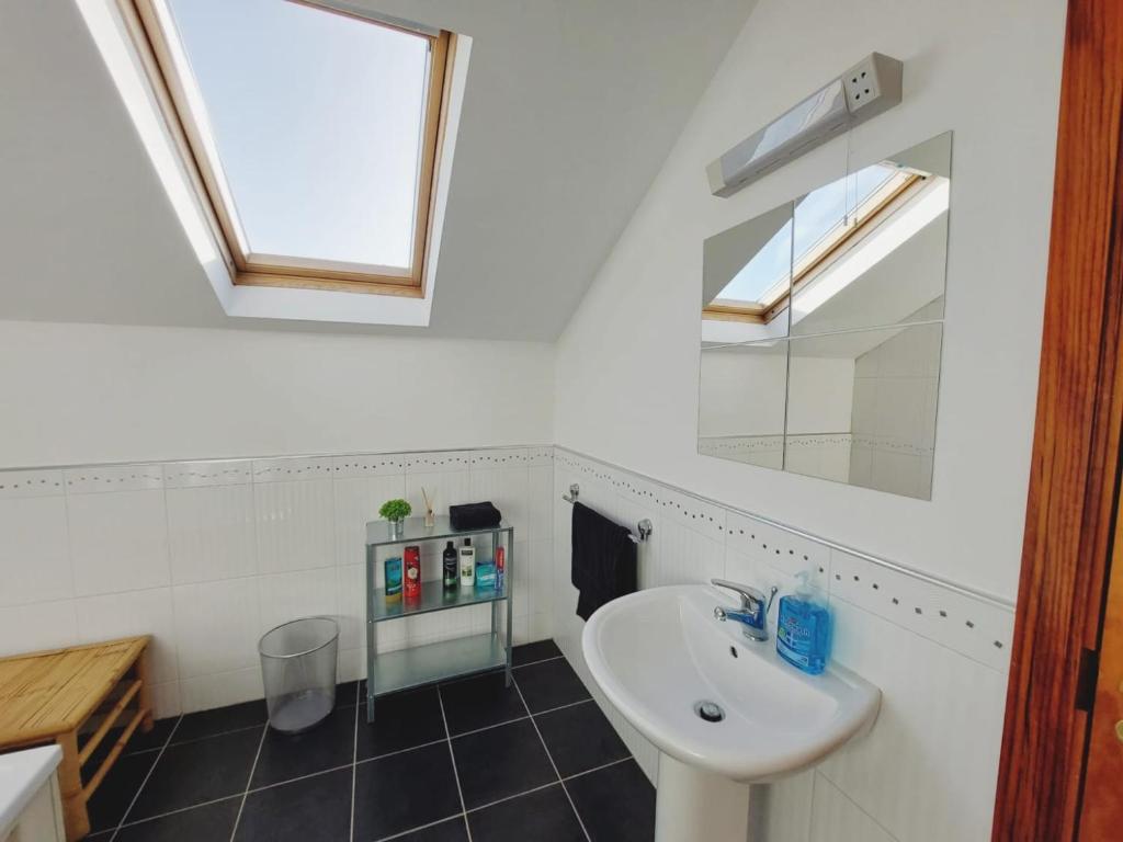 Private accommodation in house close to Galway City - Tap to explore photos