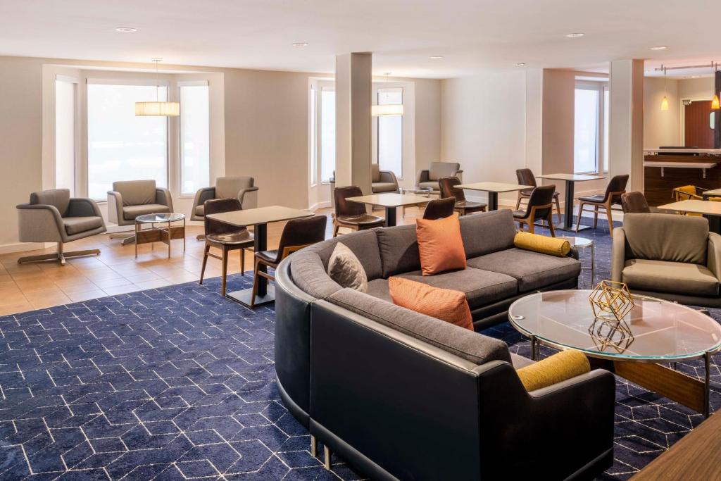 Courtyard by Marriott Denver Southwest-Lakewood image