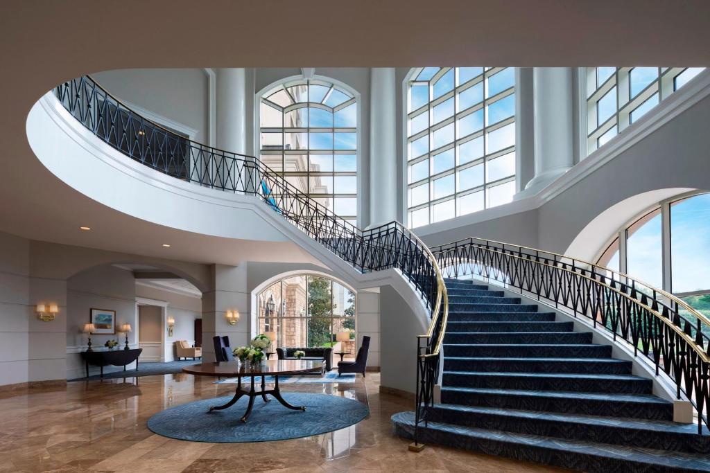 The Ballantyne, A Luxury Collection Hotel, Charlotte image