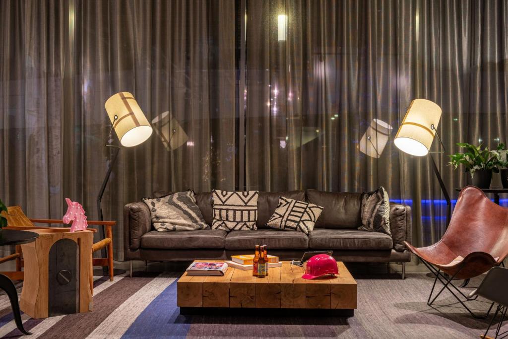 Moxy Amsterdam Houthavens photo 4