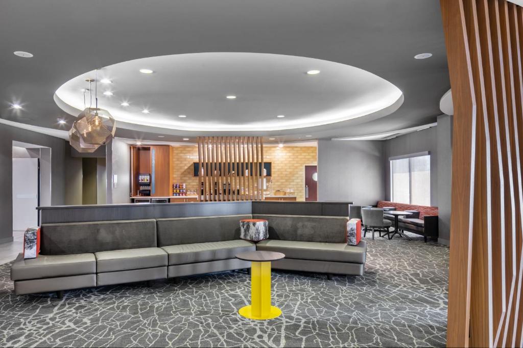 SpringHill Suites by Marriott Cheyenne image