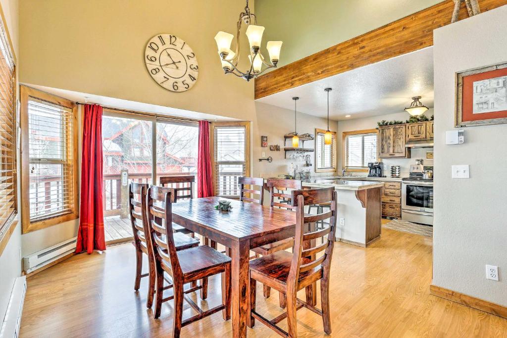 Mountain-View Silverthorne Home Walk to Trails! photo 1