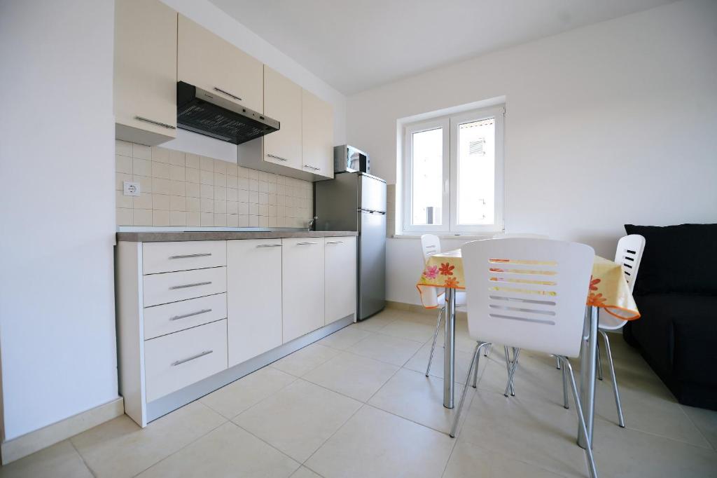 Apartman Mladenic - Krk - Porat .☆☆☆☆ photo 2