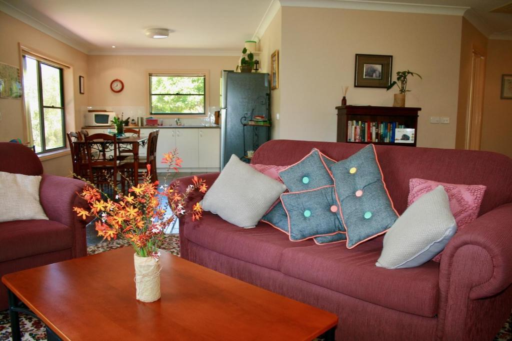 Serena Cottages Beechworth - Your Country Getaway - 2 photo 4