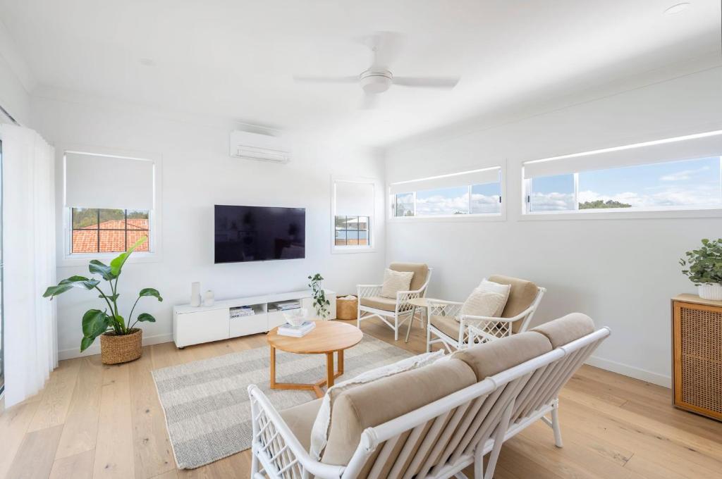 Biirinba Top Floor - oceanstays