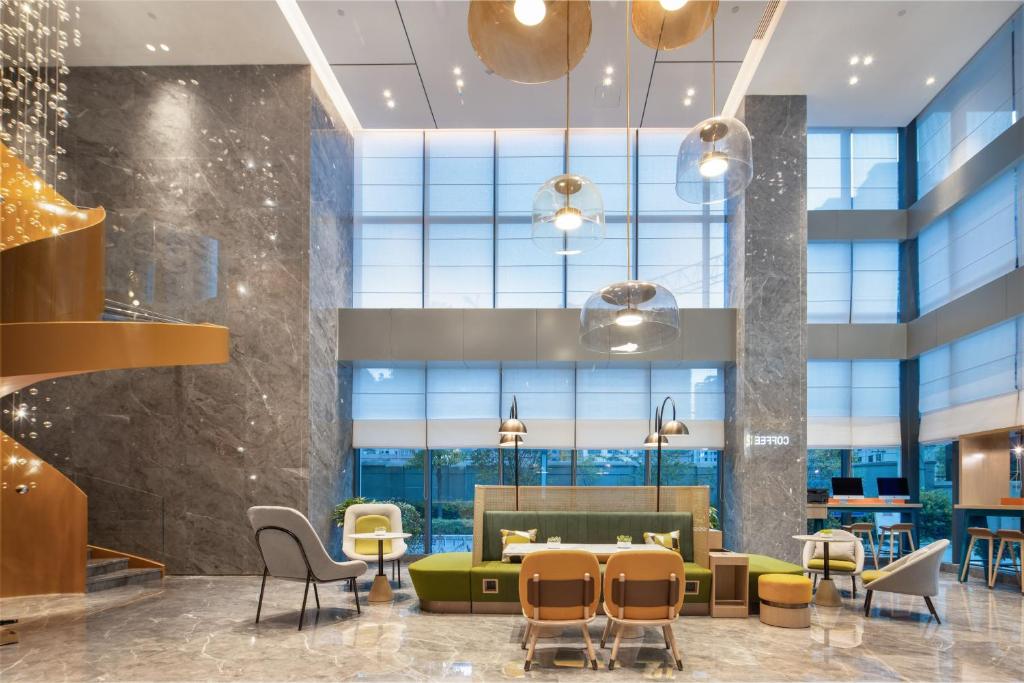 Home2 Suites By Hilton Wuhan Xudong photo 2