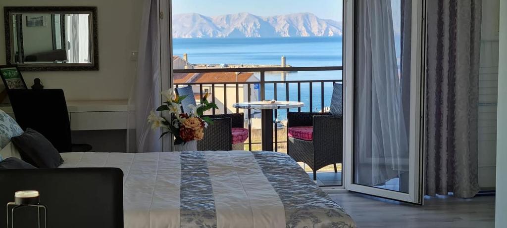 Beautyful sea view 6 luxury studio Danijela 1 photo 4