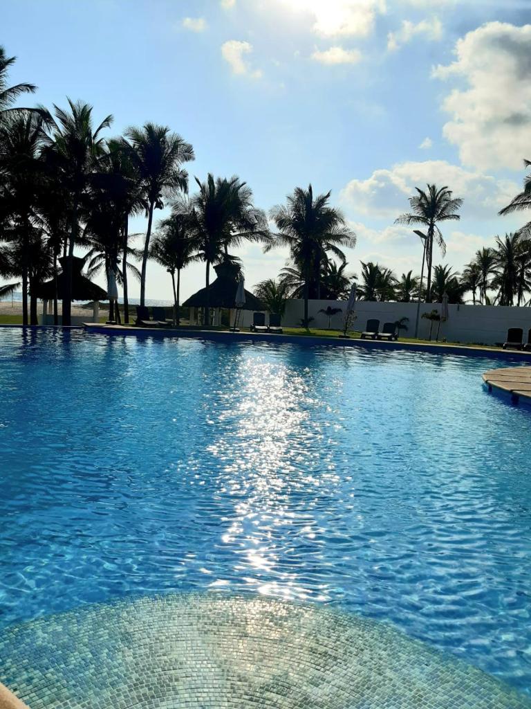 Departamento Nuevo en Acapulco Diamante con Club de Playa