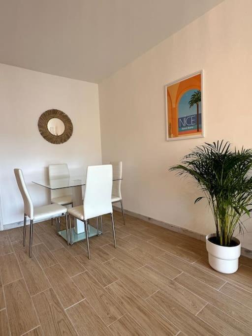 Superbe appartement neuf - 5min beach walk photo 4
