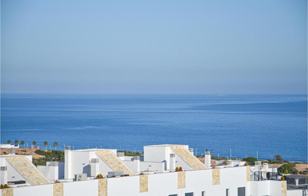 Monte Y Mar