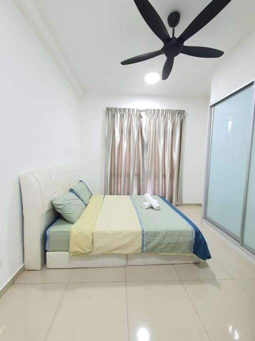 One Sentral Condo Bukit Indah Legoland Eco Botanic 8 paxs photo 1