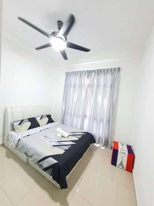 One Sentral Condo Bukit Indah Legoland Eco Botanic 8 paxs photo 3