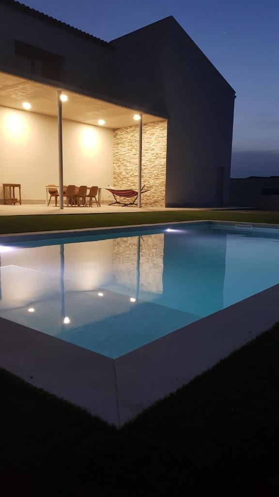 Casa Maria Dolors con piscina y jardin privado photo 2