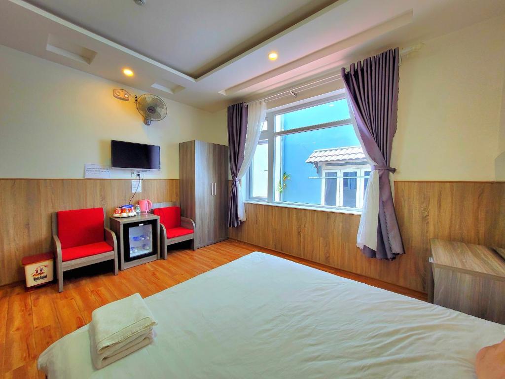 Dalat Holiday Hotel