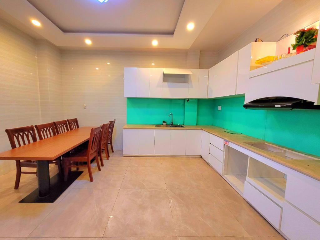 Dalat Holiday Hotel